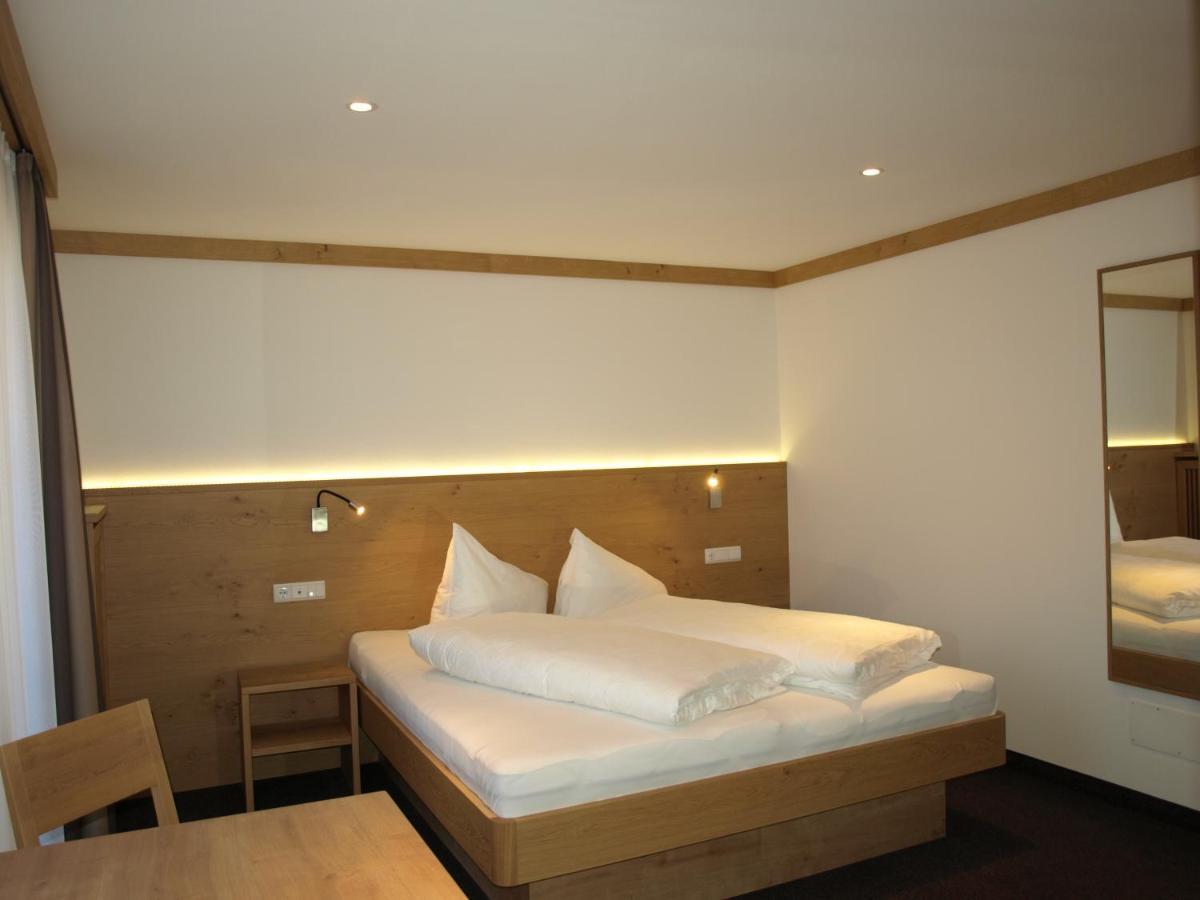 Garni Flurida Bed & Breakfast Selva di Val Gardena Luaran gambar