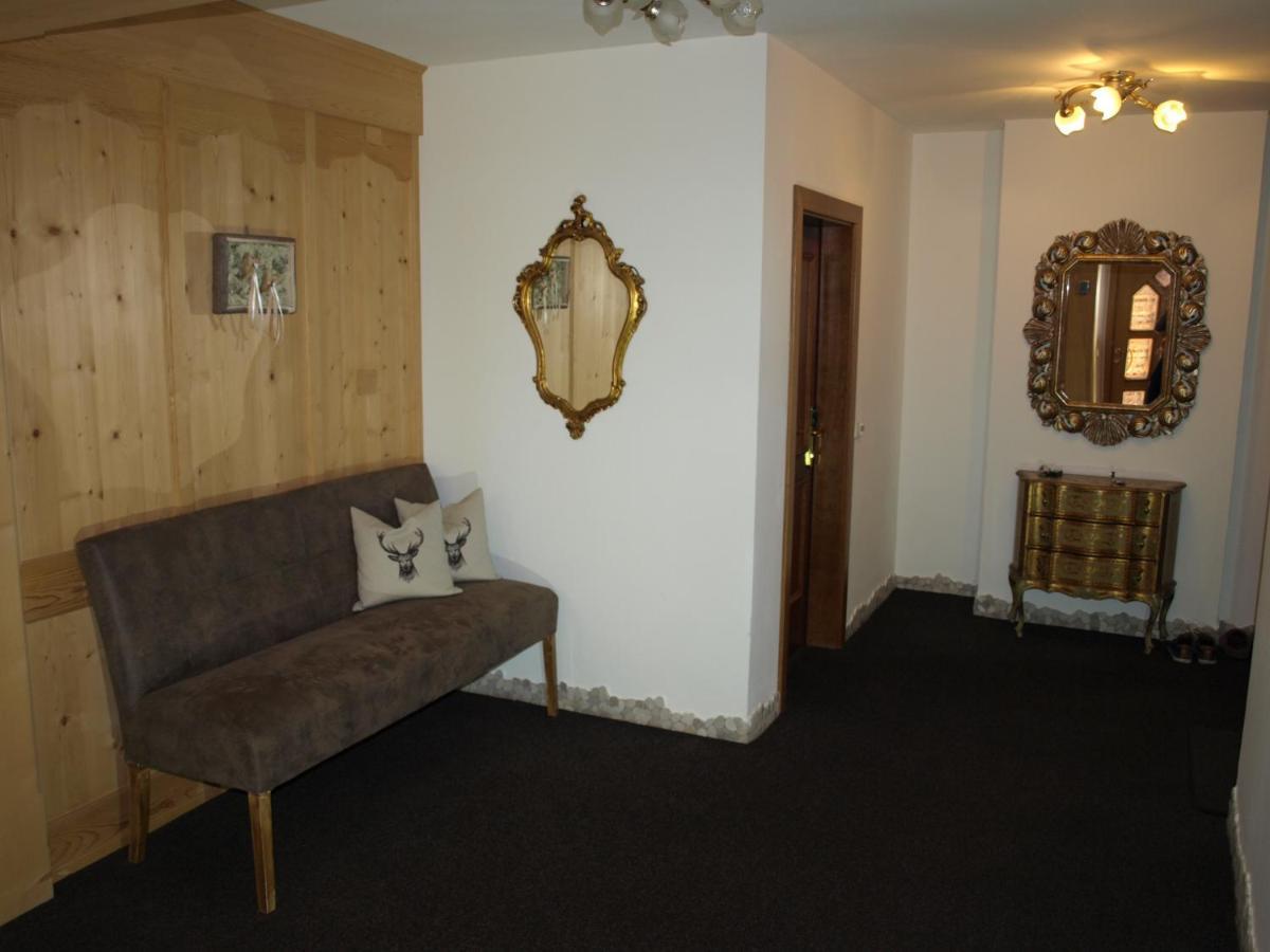 Garni Flurida Bed & Breakfast Selva di Val Gardena Luaran gambar