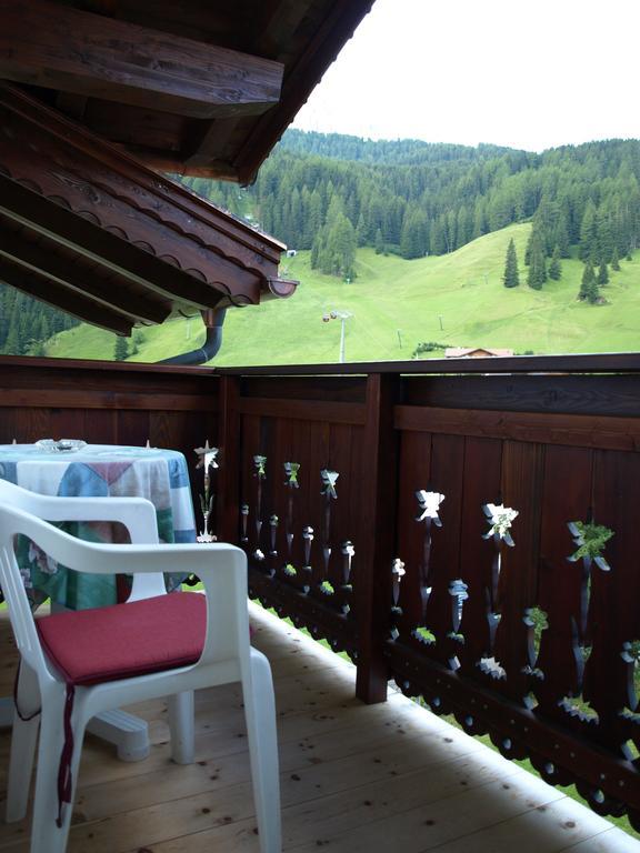 Garni Flurida Bed & Breakfast Selva di Val Gardena Bilik gambar