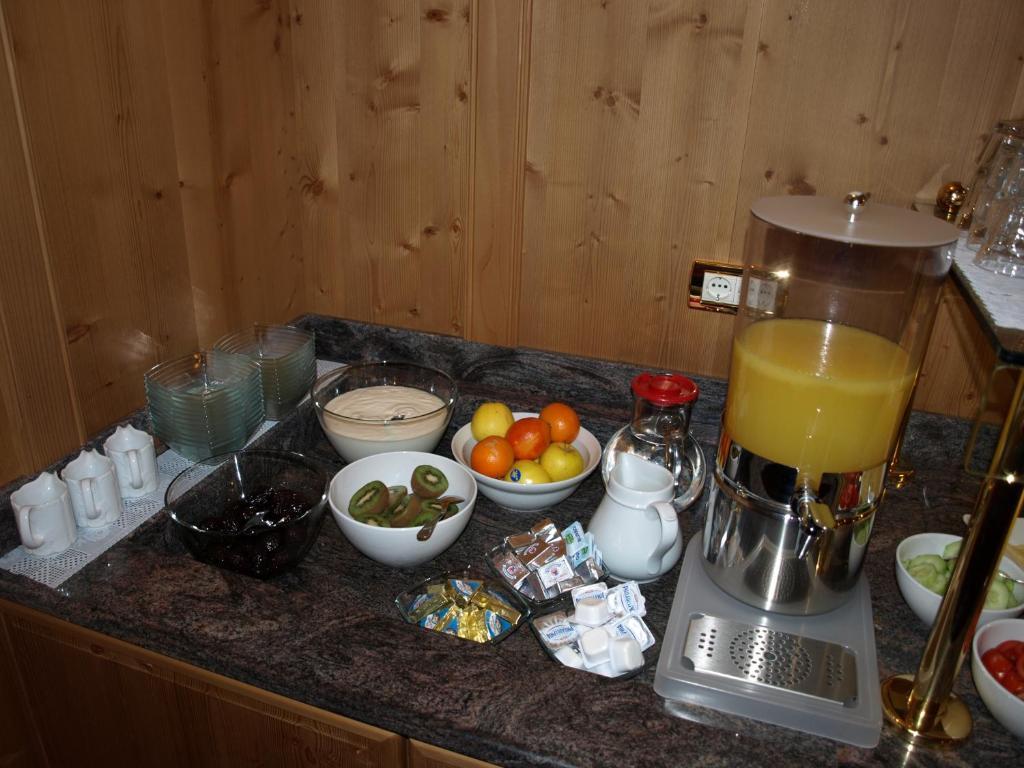 Garni Flurida Bed & Breakfast Selva di Val Gardena Luaran gambar